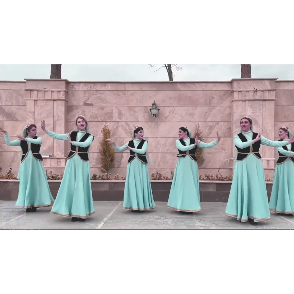 اوجا داغلار باشیندا - ویدئو کلیپ اوجا داغلار باشیندا - ویدئو کلیپ